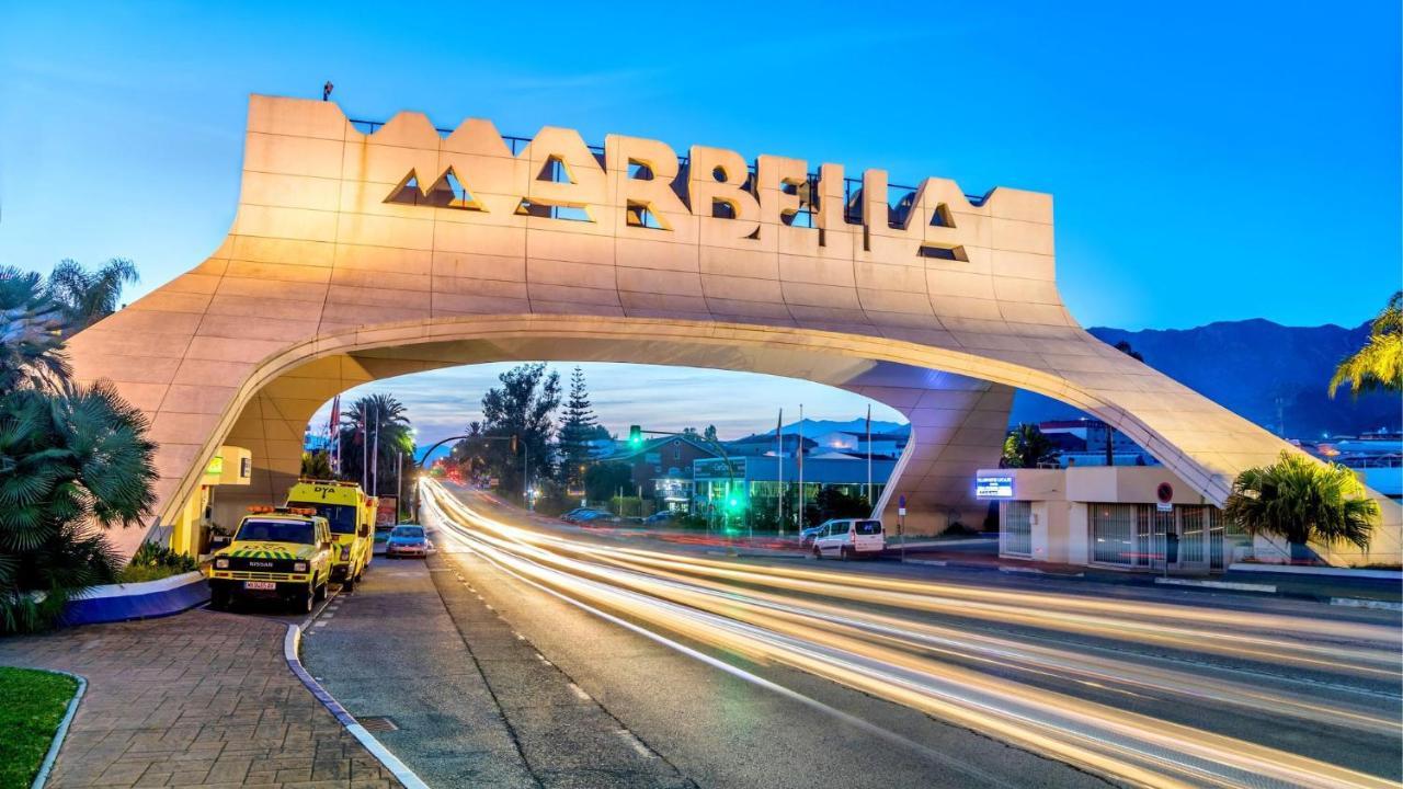 Beach & Puerto Banus Marbella Penthouse Exterior photo
