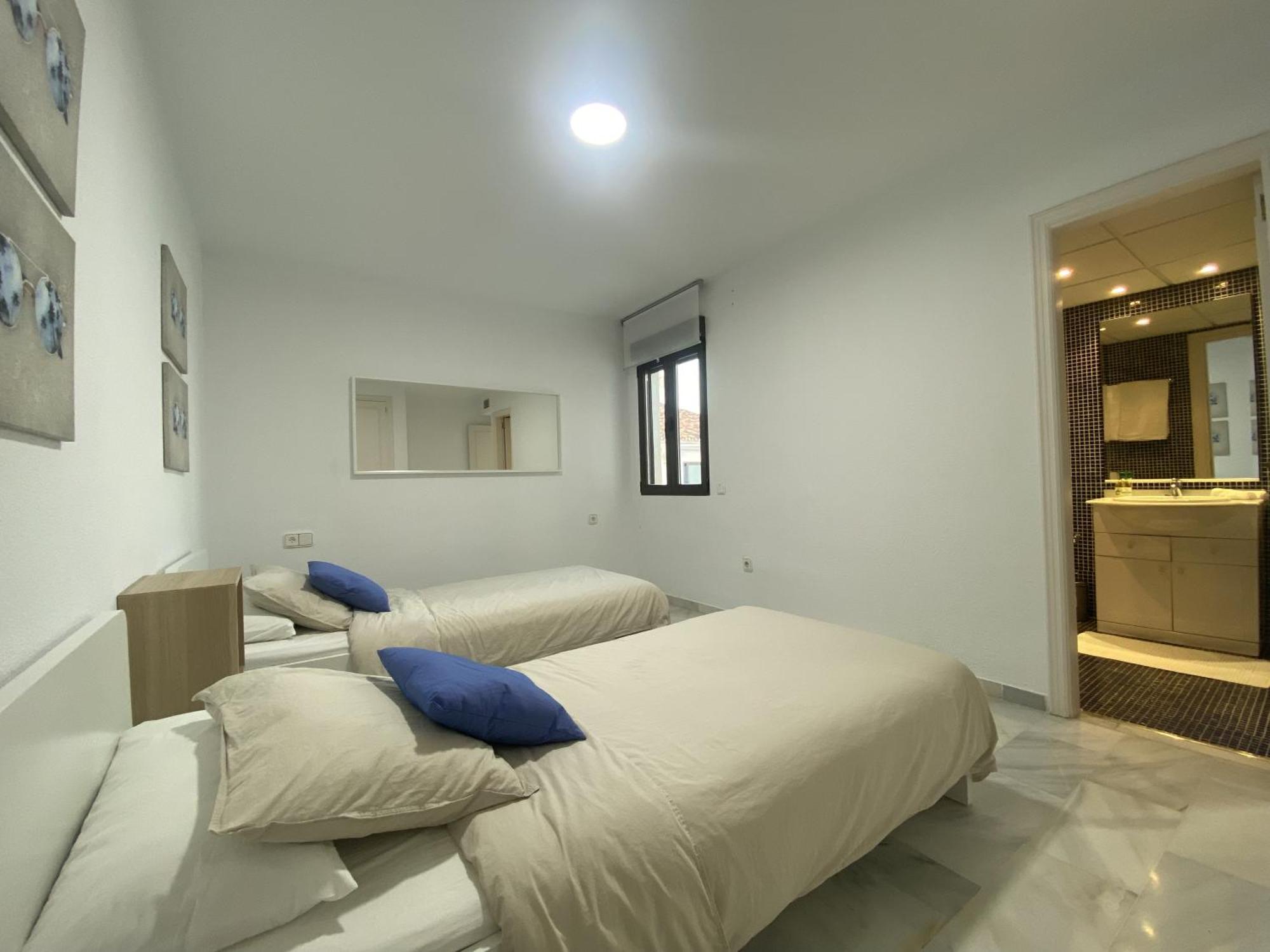 Beach & Puerto Banus Marbella Penthouse Exterior photo